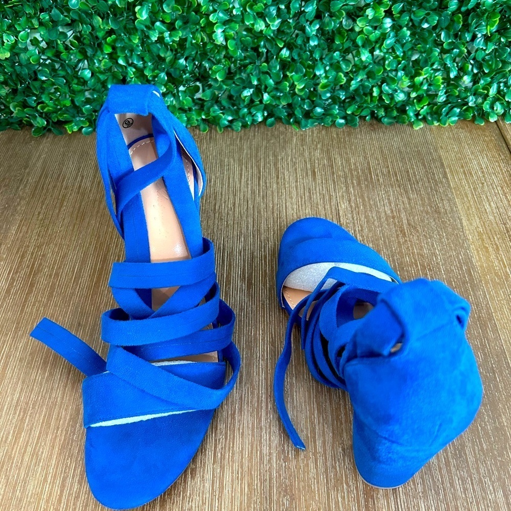 Bold Blue Lace-Up Block Heel Sandals Women’s 9 – Suede Strappy Party Shoes NEW - Picture 8 of 15